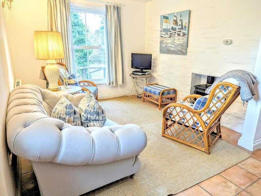 Romantic Secluded Hideaway Cottage In Cornwall ترورو المظهر الخارجي الصورة
