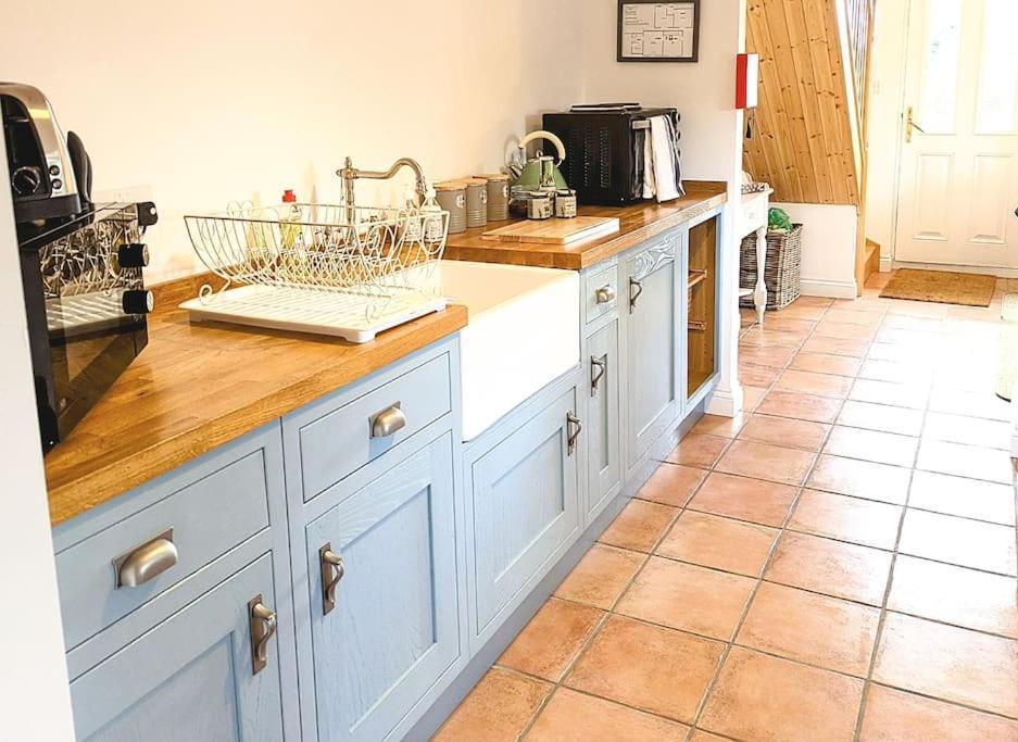 Romantic Secluded Hideaway Cottage In Cornwall ترورو المظهر الخارجي الصورة